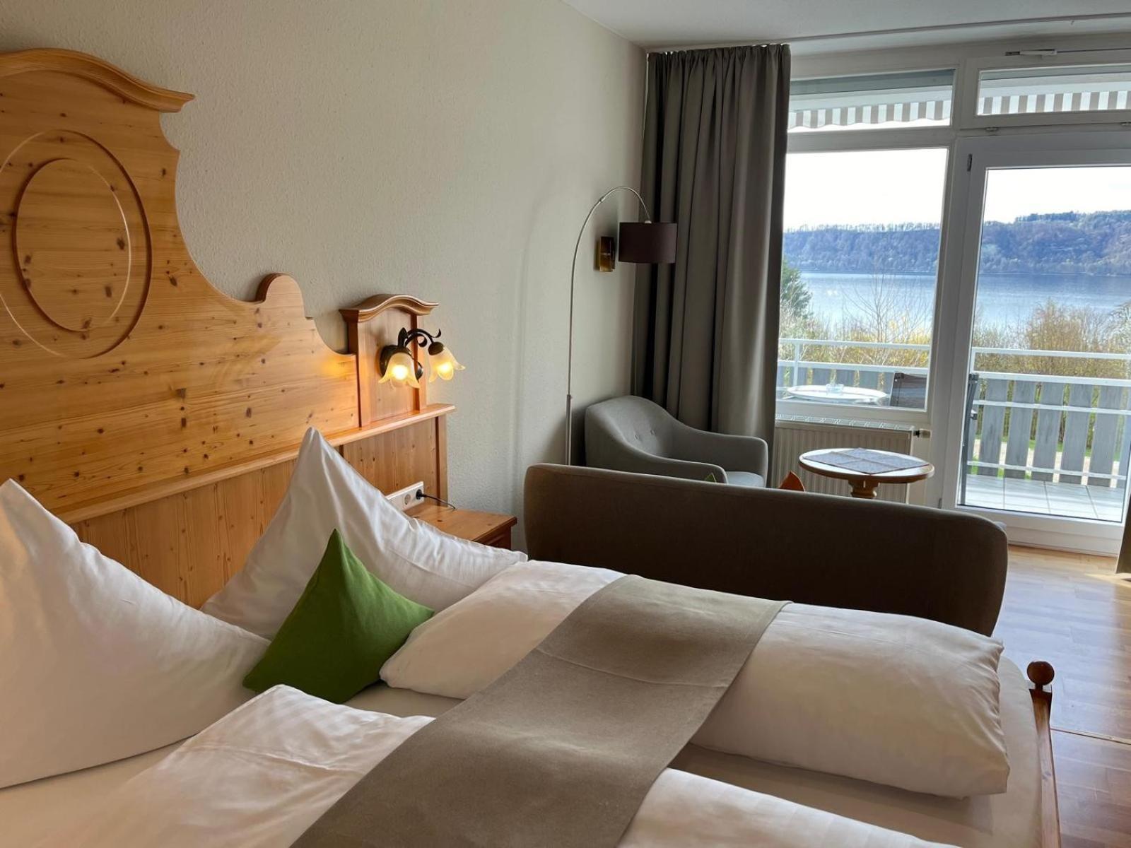 Hotel Landhaus Sternen ジプリンゲン エクステリア 写真